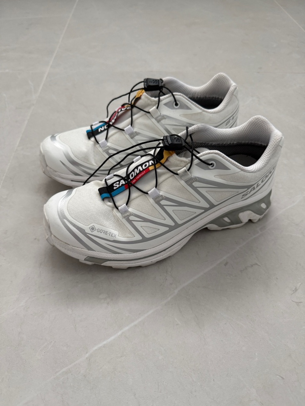 Salmon XT-6 GORETEX Sneakers